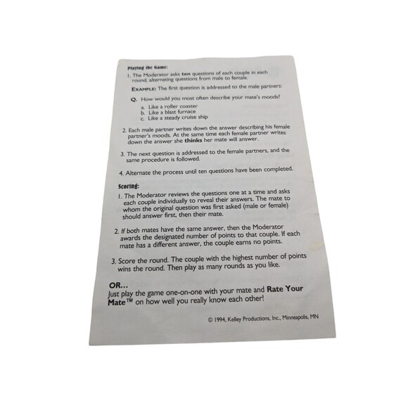 VTG 1994 Rate Your Mate The Exciting New Game of Kiss & Tell Card Game Open Box - Picture 11 of 12